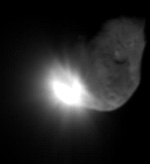  NASA/JPL-Caltech/UMD; 16 Sekunden nach dem Einschlag - Blick von Deep Impact